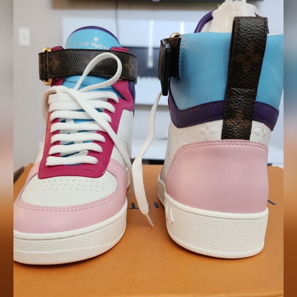 LV Louis Vuitton Boombox Sneaker.. - Picture 3 of 7